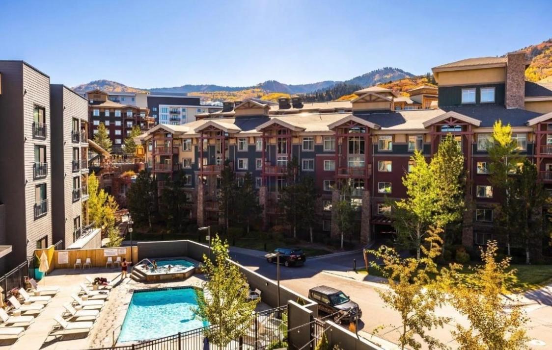 Slope Side Studio In The Heart Of Canyons Village With Heated Pool & Hot Tub! Park City Exterior photo