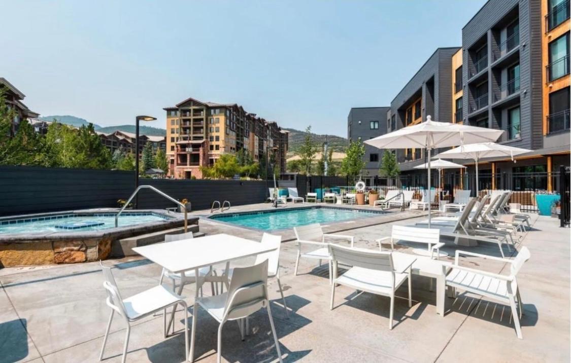 Slope Side Studio In The Heart Of Canyons Village With Heated Pool & Hot Tub! Park City Exterior photo