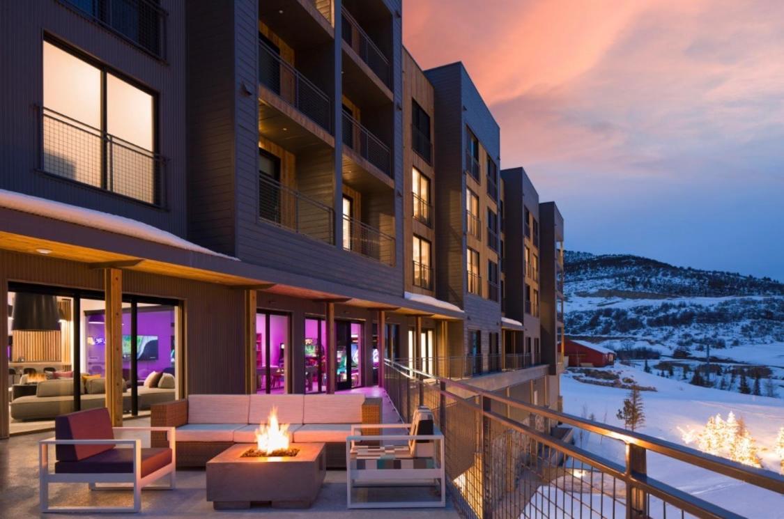 Slope Side Studio In The Heart Of Canyons Village With Heated Pool & Hot Tub! Park City Exterior photo